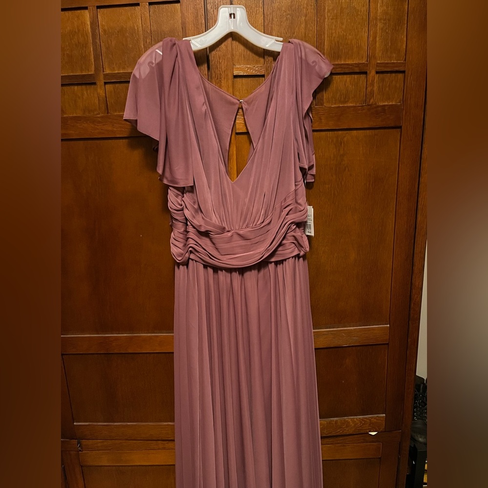David’s Bridal flowy bridesmaids dress in Chianti